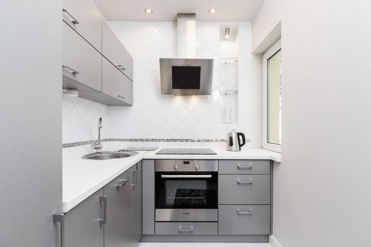 Modern Apartment Lubicz Kraków by Renters Exterior foto